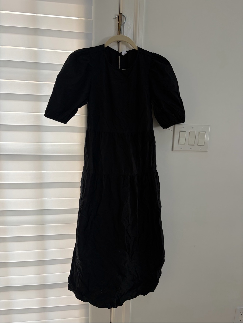 Classic Black Puff Sleeve Midi Dress